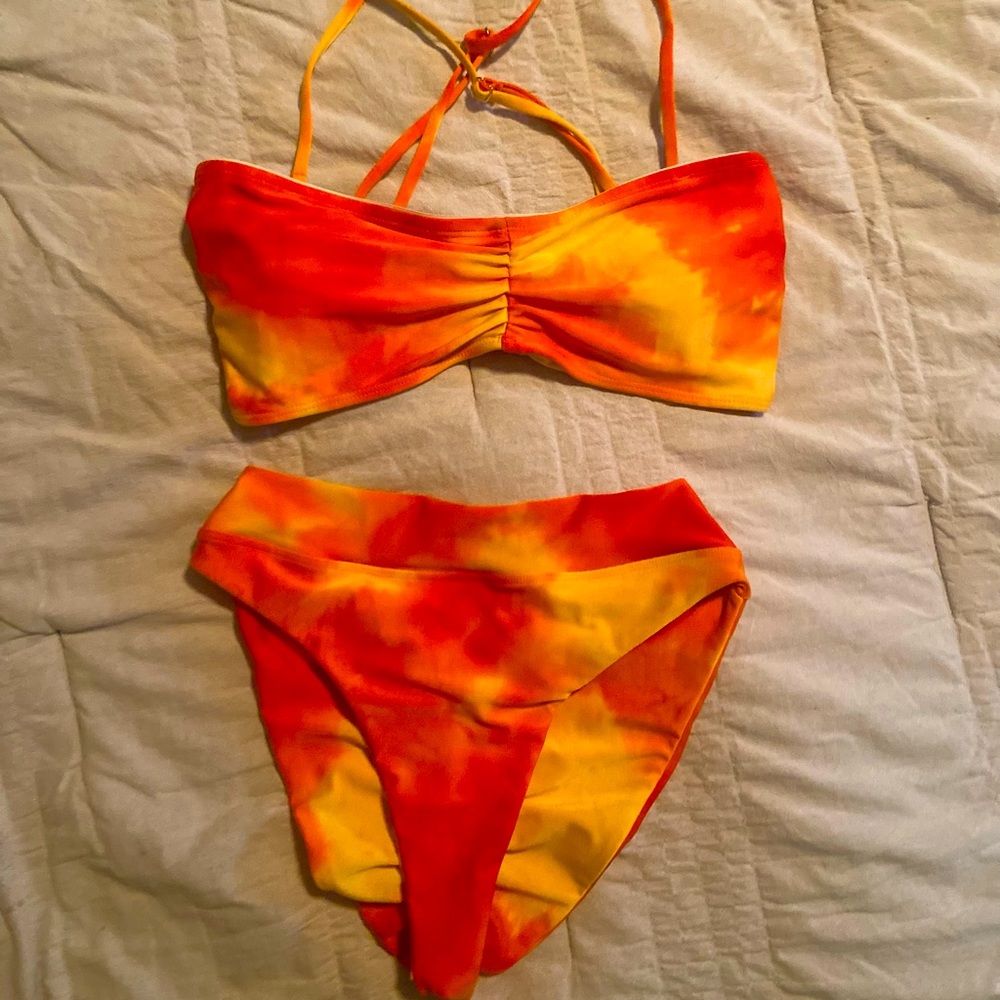Salty Honey high waisted bikini size large, New!!!